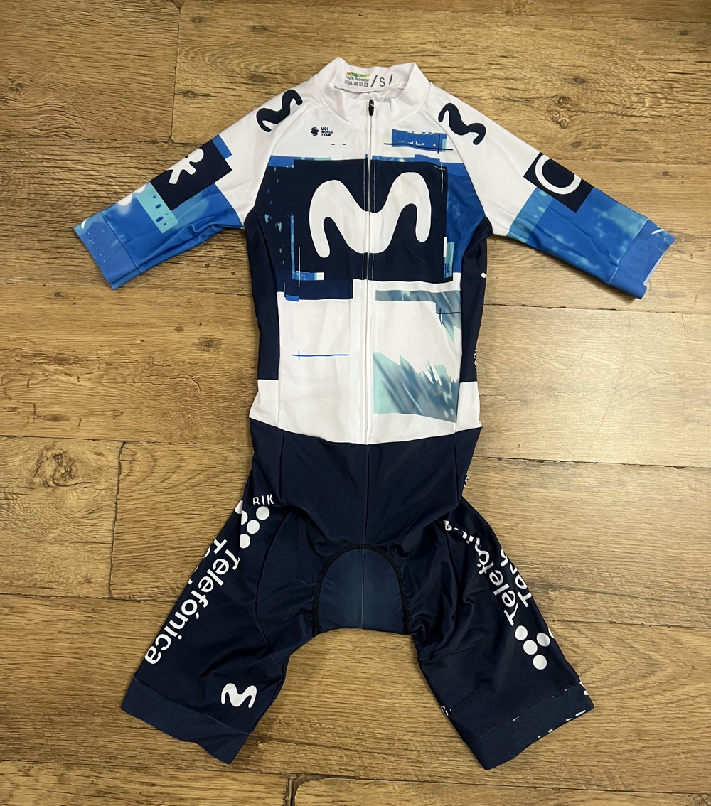 레이저 컷 스킨수트 2026 MOVISTARful TE - Summer Clothing Material 리뷰 및 가격